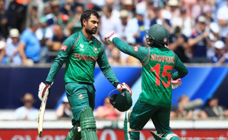 তুই প্রথম, এটা তোরই প্রাপ্য; মুশফিককে তামিম