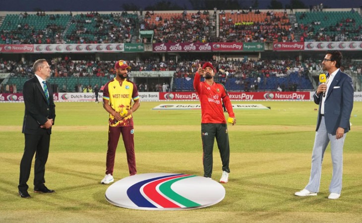 টস হেরে ফিল্ডিংয়ে বাংলাদেশ, বাদ জাকের, একাদশে ৩ পেসার