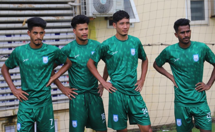 আন্দোলনে বন্ধ বিমানবন্দর, ঢাকায় ফিরতে পারছেন না বাংলাদেশ দল