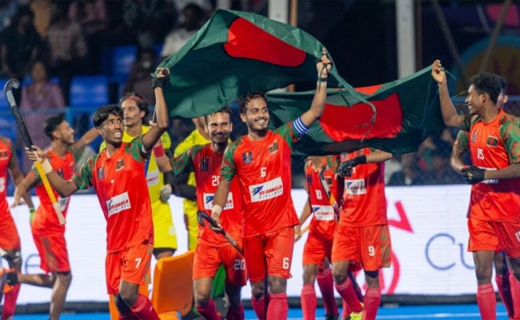 অস্ট্রিয়াকে হারিয়ে জুনিয়র হকি বিশ্বকাপের চ্যালেঞ্জার ট্রফি জিতল বাংলাদেশ