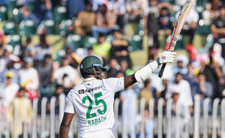 ১১ নম্বরে নেমে সর্বোচ্চ রানের রেকর্ড গড়লেন রাবাদা