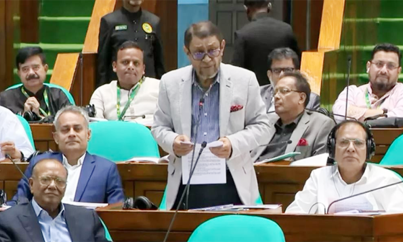 অতিদ্রুত এক লাখ স্বাস্থ্য কর্মী নিয়োগ দেয়া হবে: স্বাস্থ্যমন্ত্রী