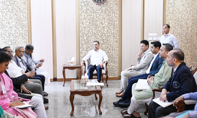 প্রধানমন্ত্রীর সঙ্গে অধ্যাপক আবদুল্লাহ আবু সায়ীদের বৈঠক