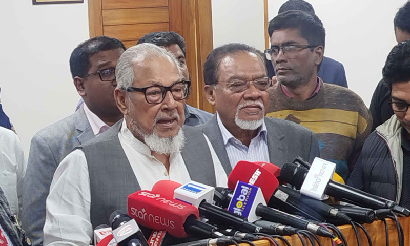 অনিবার্য কারণ ছাড়া নির্বাচন বিলম্বিত হোক বিএনপি চায় না: নজরুল