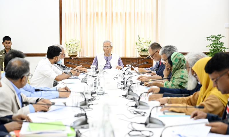 দ্রুত শৃঙ্খলায় না আনলে যোগাযোগ ব্যবস্থা অর্থনীতির গলার ফাঁসে পরিণত হবে