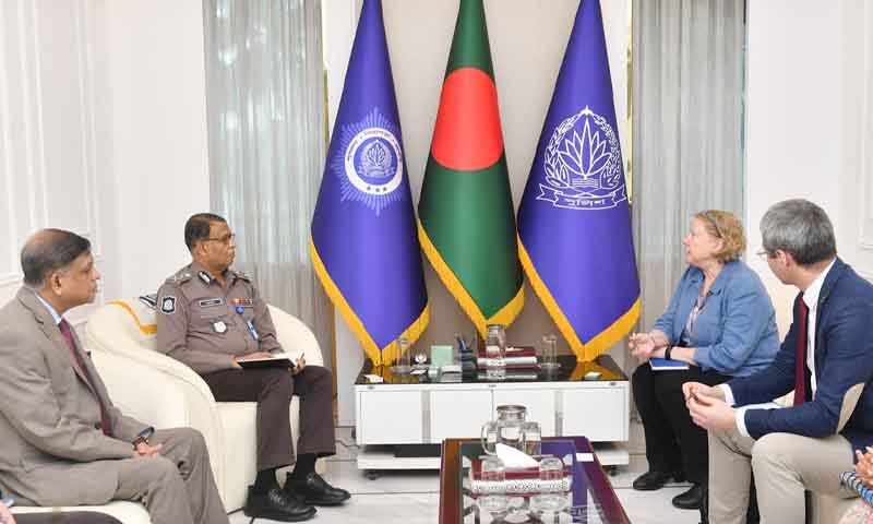প্রথমবারের মতো দেড় লাখ পুলিশ সদস্যকে নির্বাচনী প্রশিক্ষণ দেওয়া হয়েছে