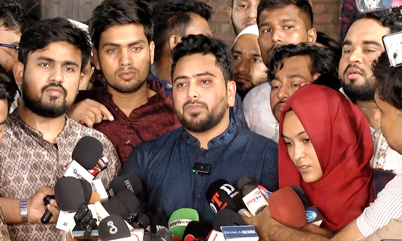 সব ধর্মের মানুষের নিরাপত্তা নিশ্চিত করতে হবে: নাহিদ ইসলাম