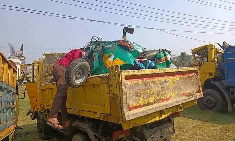 কুমিল্লায় সড়ক দুর্ঘটনায় ৫ জন নিহত