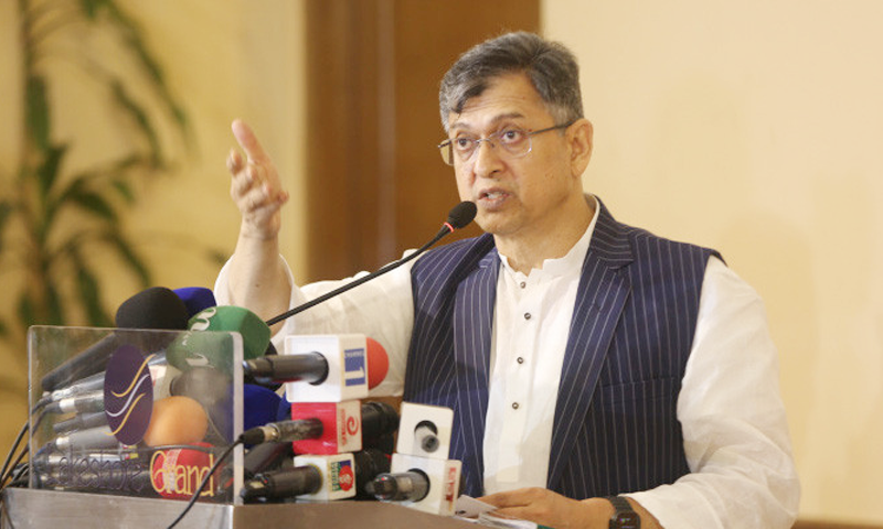 প্রথম আলো-ডেইলি স্টারে হামলা জাতির জন্য লজ্জার: সালাহউদ্দিন