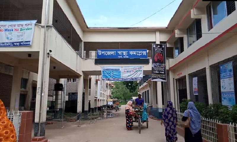 যশোর-বেনাপোল মহাসড়কে যাত্রীবাহী বাসের ধাক্কায় নিহত ১