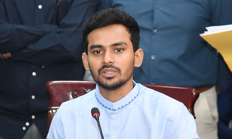 সার্বভৌমত্ব অক্ষুণ্ণ রাখতে সামরিক সক্ষমতা বৃদ্ধির বিকল্প নেই: আসিফ