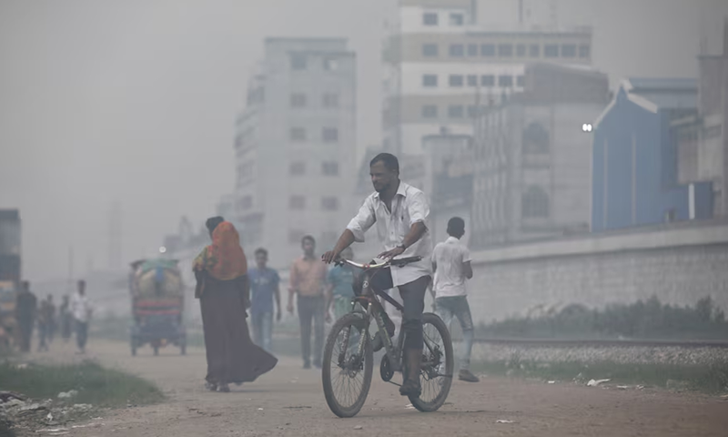  বৃষ্টির পরেও ঢাকার বাতাস ‘অস্বাস্থ্যকর’, দূষণে বিশ্বে তৃতীয়