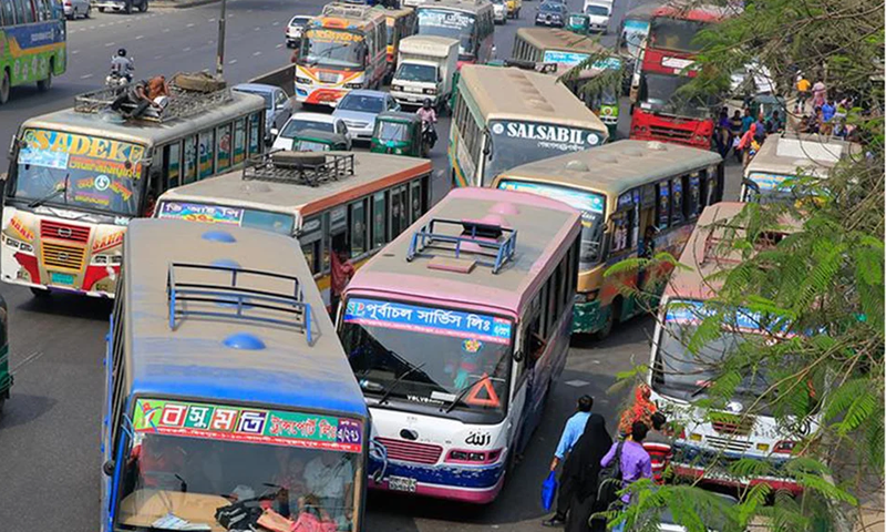 বাসভাড়া না বাড়াতে মালিক সমিতির কঠোর নির্দেশ