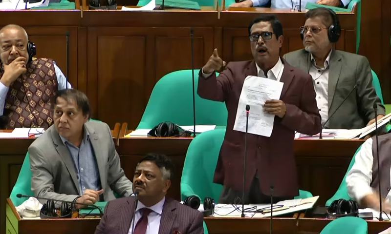 সংসদে ফজলুর রহমানের বক্তব্যে তোলপাড়