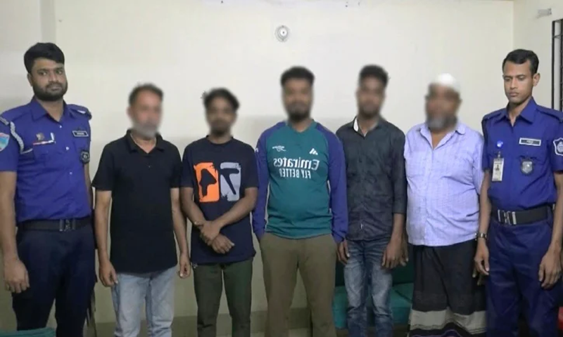 নিষিদ্ধ ঘোষিত যুবলীগের মিছিল থেকে আটক ৫, সন্ত্রাসবিরোধী আইনে মামলা