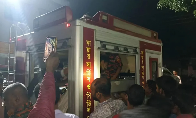 কুড়িগ্রামে ট্রাক-মাইক্রোবাস সংঘর্ষে শিশুসহ নিহত ৩, আহত ১১