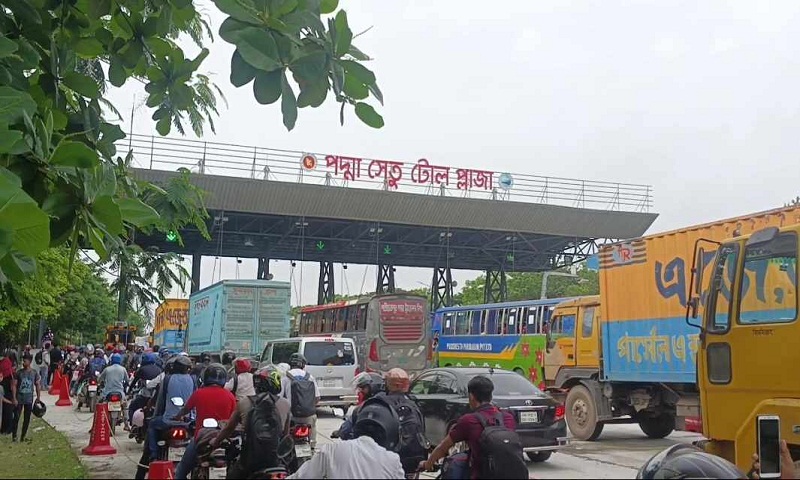 তিন বছরে পদ্মা সেতুতে আয় আড়াই হাজার কোটি টাকা