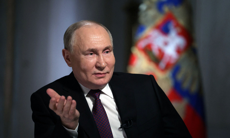 রাশিয়া ইরানের পাশে থাকবে, মধ্যপ্রাচ্যে শান্তি প্রতিষ্ঠায় কাজ করবে: পুতিন